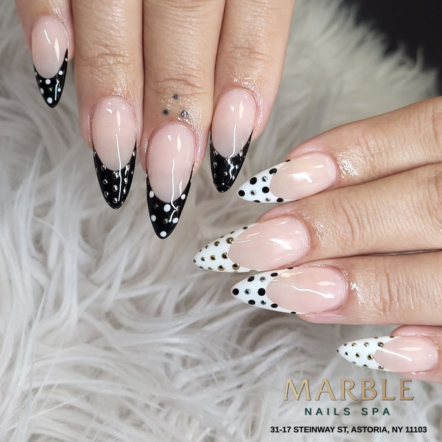 Marble Nails Spa - Winter Nails Ideas